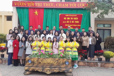 TRƯỜNG TIỂU HỌC VĂN HẢI TỔ CHỨC HOẠT ĐỘNG TRẢI NGHIỆM CHỦ ĐỀ: “CHUNG TAY BẢO VỆ MÔI TRƯỜNG”